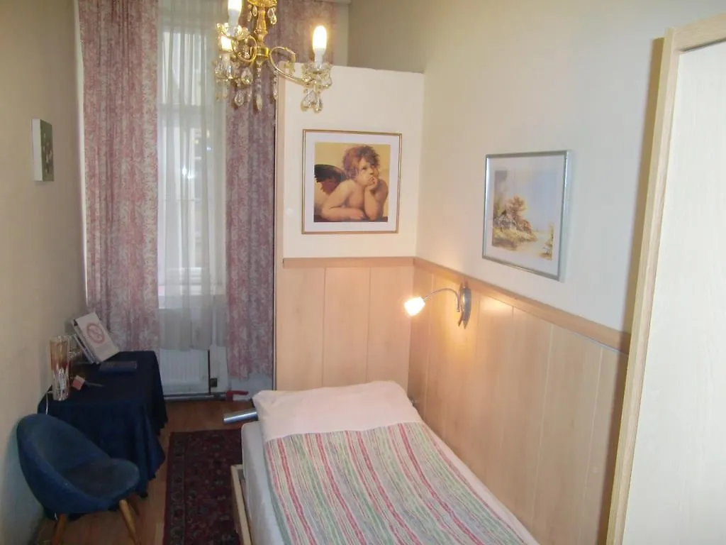 Pension Mozart - Newly Renovated ウィーン 4*,  オーストリア