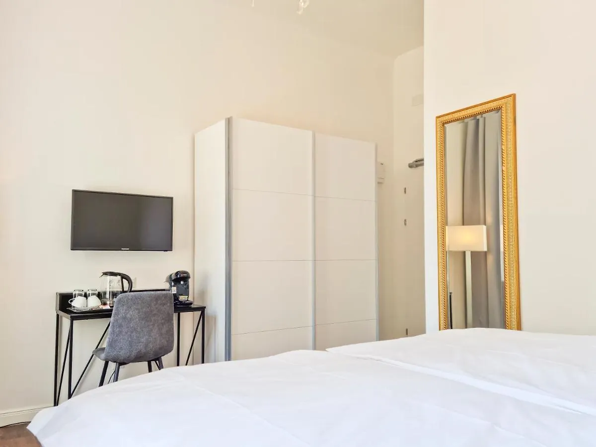 Pension Mozart - Newly Renovated ウィーン 0*,