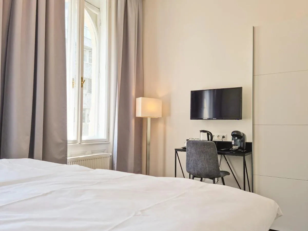 Pension Mozart - Newly Renovated ウィーン 0*,  オーストリア